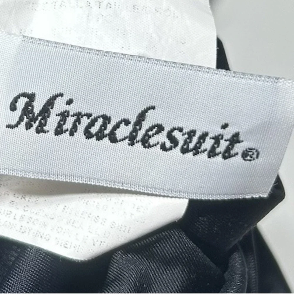 Miraclesuit One Piece Swimsuit 68788 Polka Dot ‎ Black White Size US  12